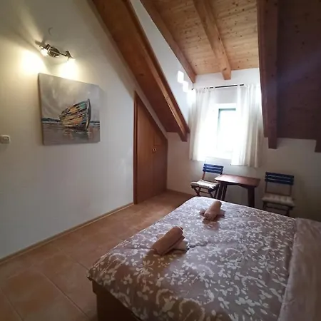 Passer Apartment Prvic Luka